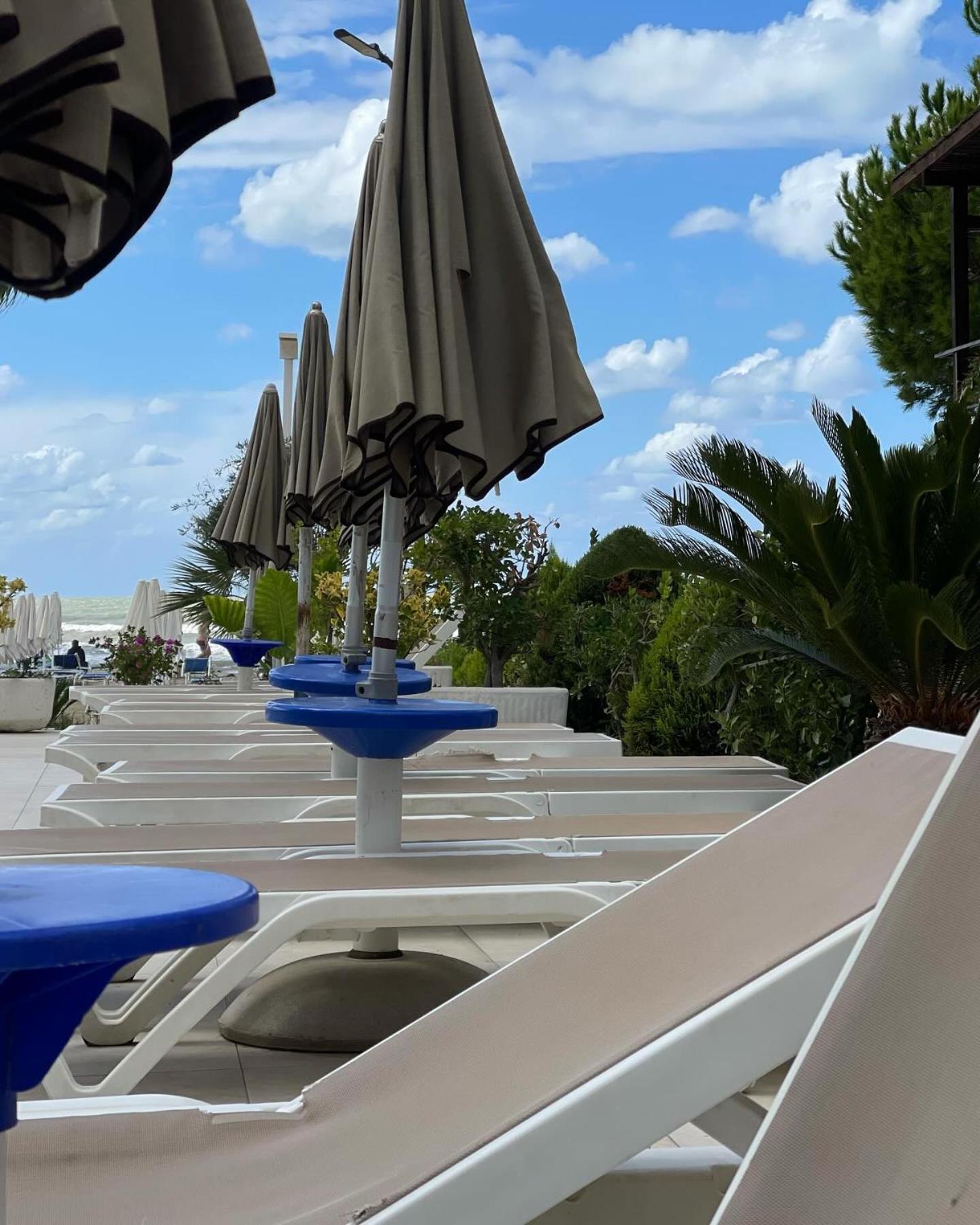 Blue Marine Hotel